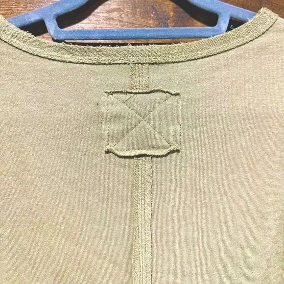 EUC La Miel Olive Green Long Sleeve Jersey Top Sz L - Picture 6 of 13